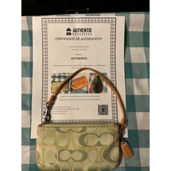 Vintage Coach Signature C Logo Canvas / Leather Trim Pouch/ Wristlet / COA - Picture 3 of 3